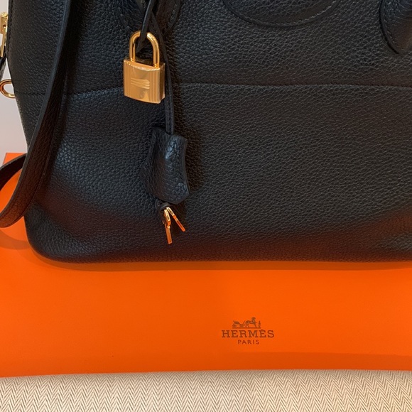 Hermes Bolide Bag in Black Taurillon Clemence leather, size 31 - Picture 3 of 16